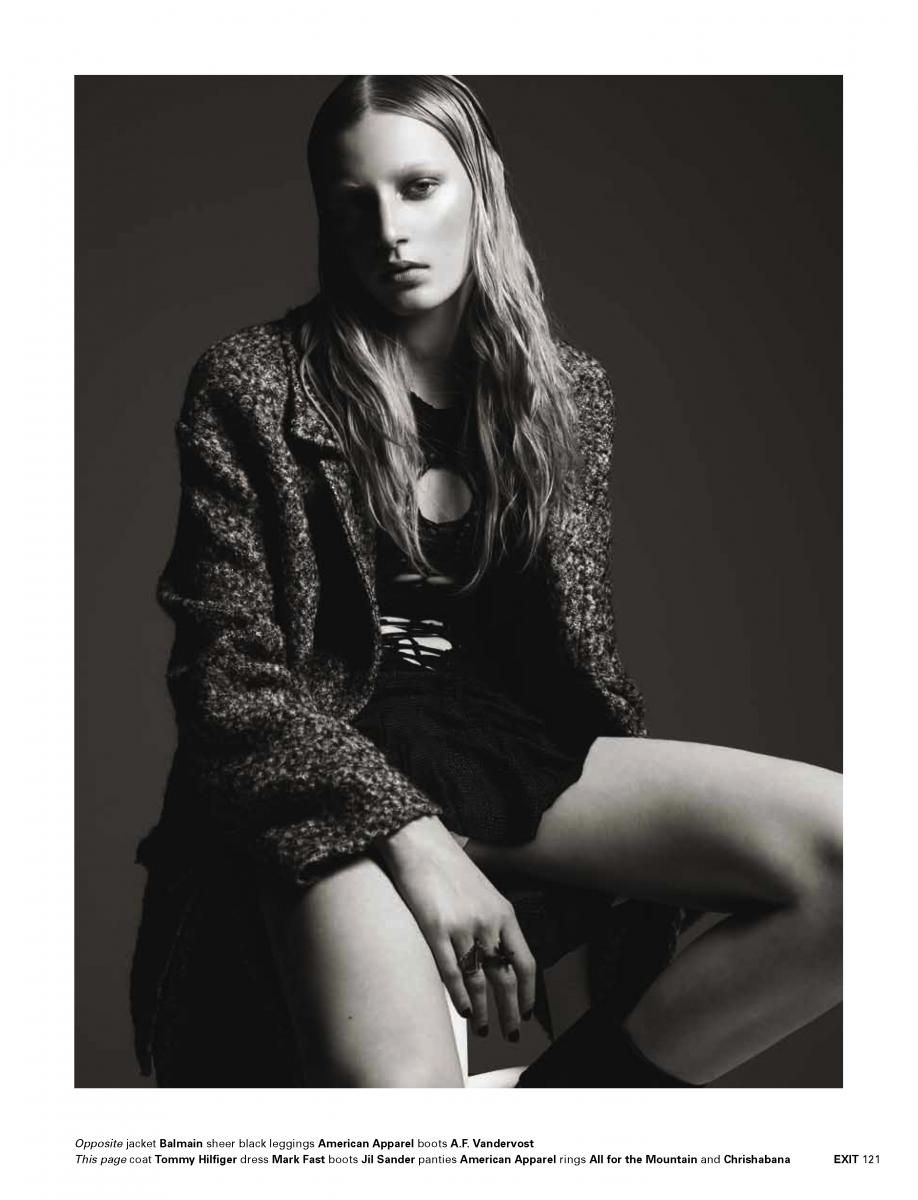 Julia Nobis - Models - Lizbell Agency